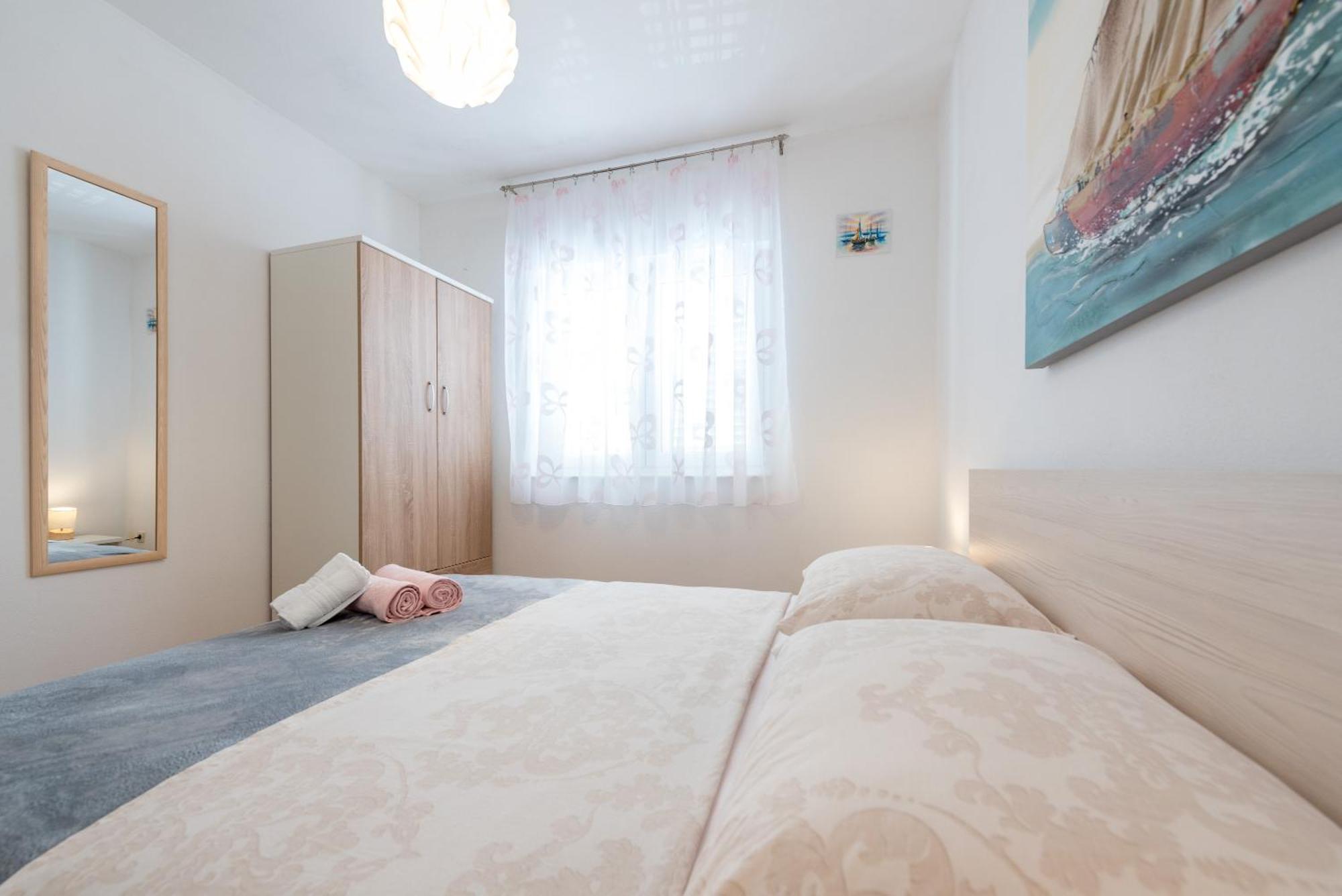 Luxury Apartment With Garden Jacuzzi And Wellness Trogir Eksteriør bilde