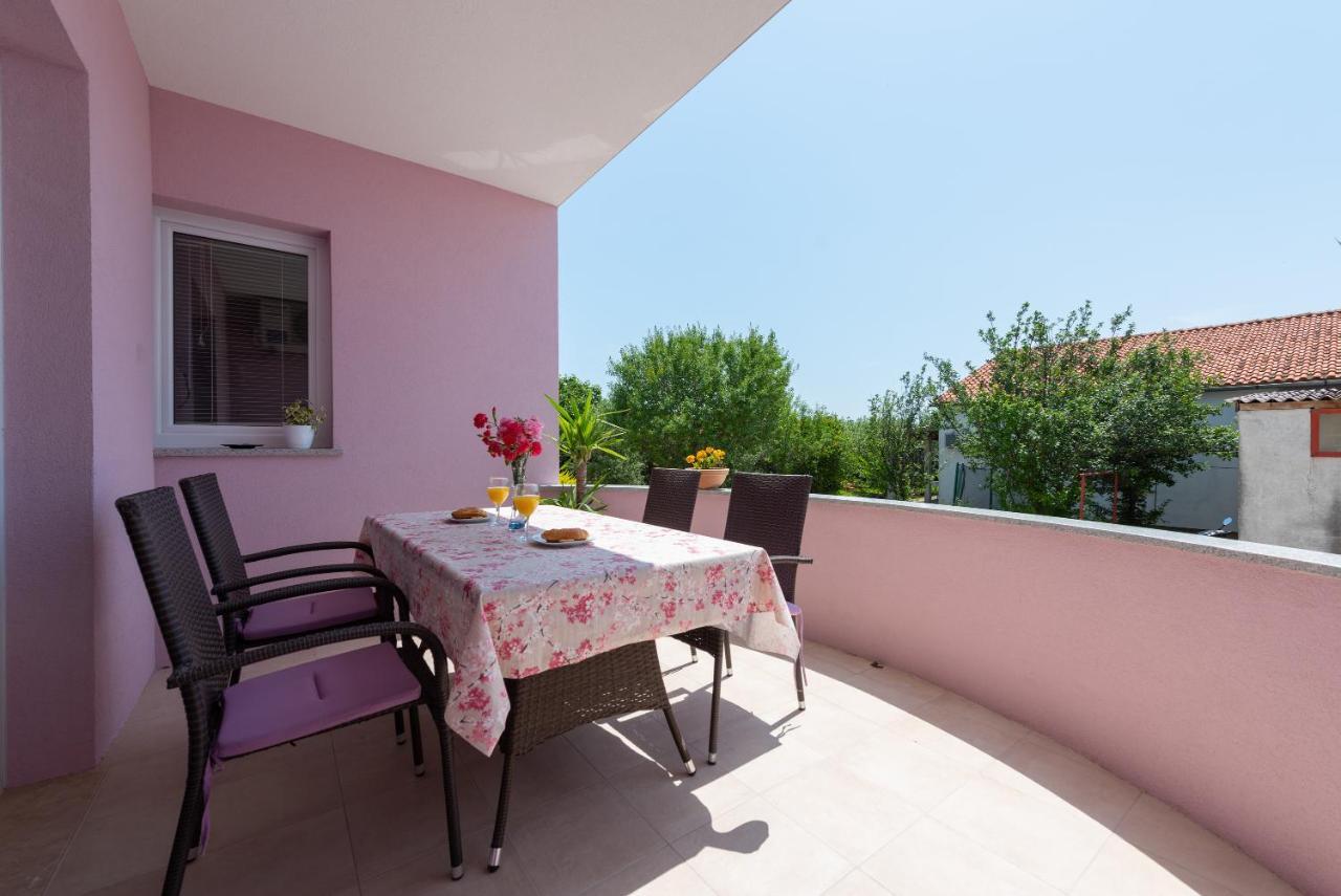 Luxury Apartment With Garden Jacuzzi And Wellness Trogir Eksteriør bilde